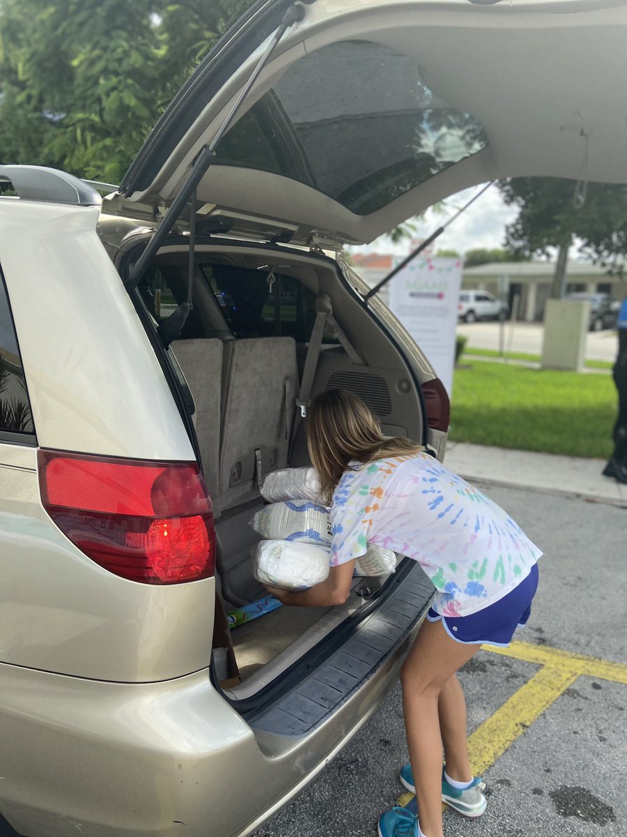 CitySweetwater's tweet image. The diaper distribution was a total success. We are glad so many families came through today!

Special thank you to the Miami Diaper Bank and all the volunteers who helped put this together! 🍼👶

#cityofsweetwater 
#diaperdistribution 
#miamidiaperbank