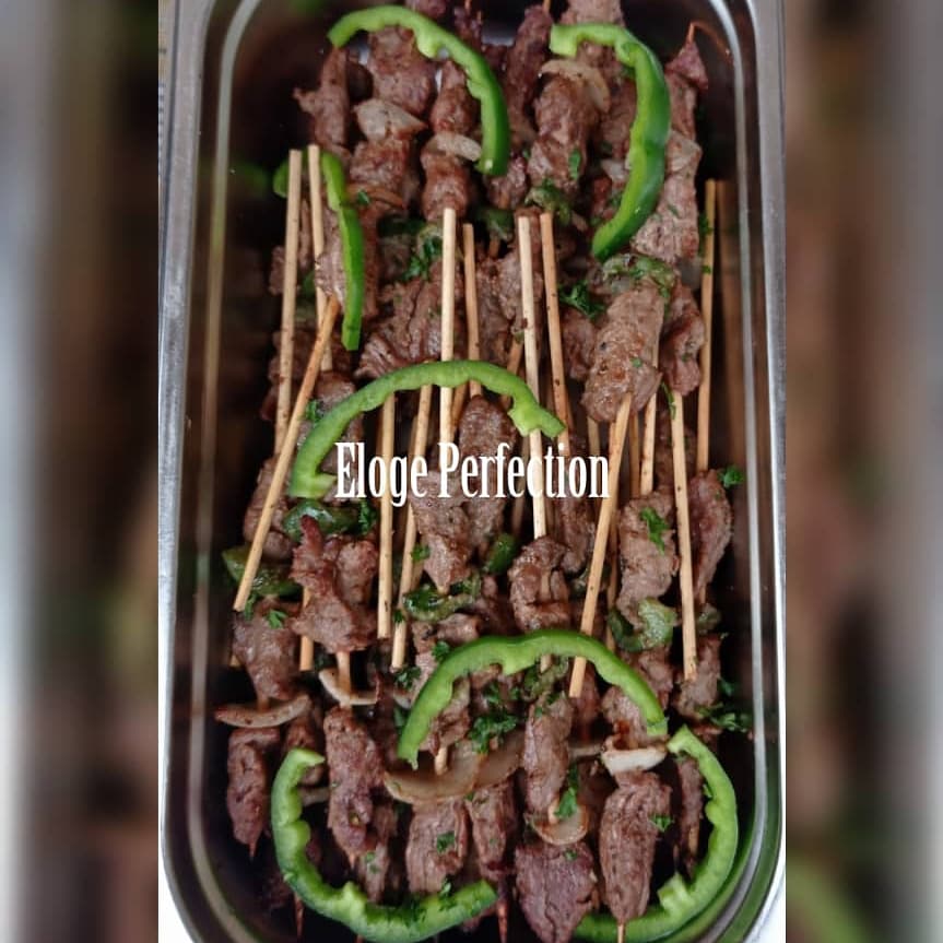 ElogePerfection's tweet photo. Samedi barbecue❤️✨
#elogeperfection #weekend #passion #brochettes #bientchop https://t.co/woohZSChr7