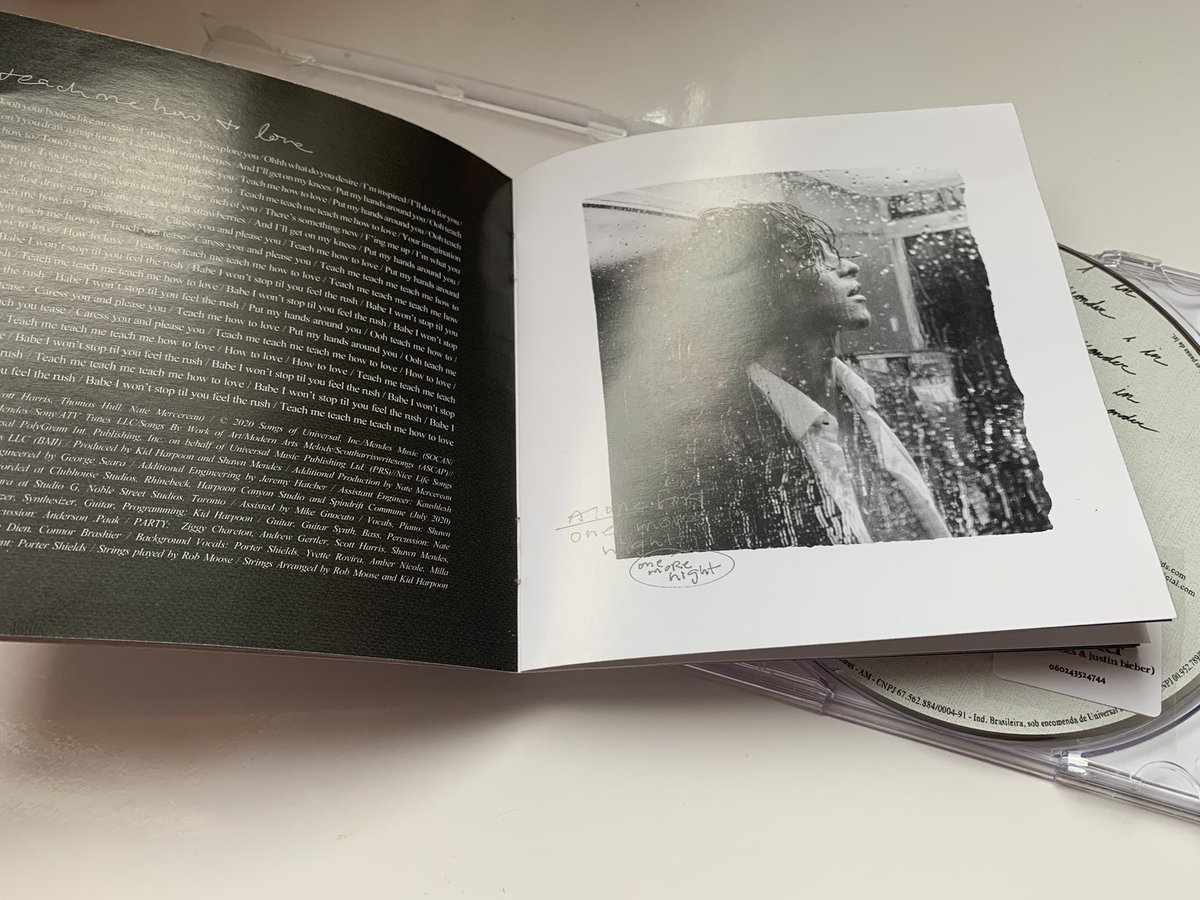 shwnwrong's tweet image. i’m in love