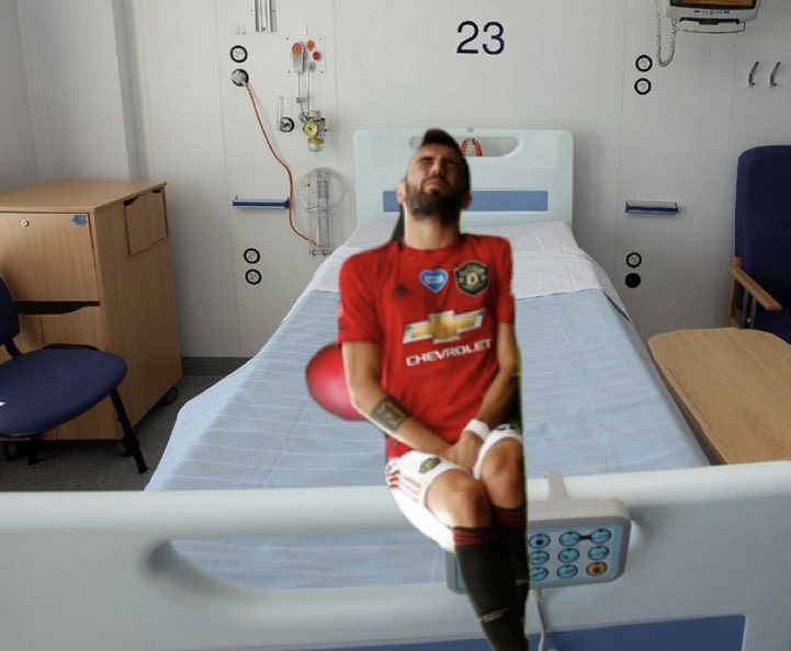 BREAKING : Bruno Fernandes has been taken to hospital after inhaling too much dust after opening Uniteds trophy cabinet. Get well soon. 🙏