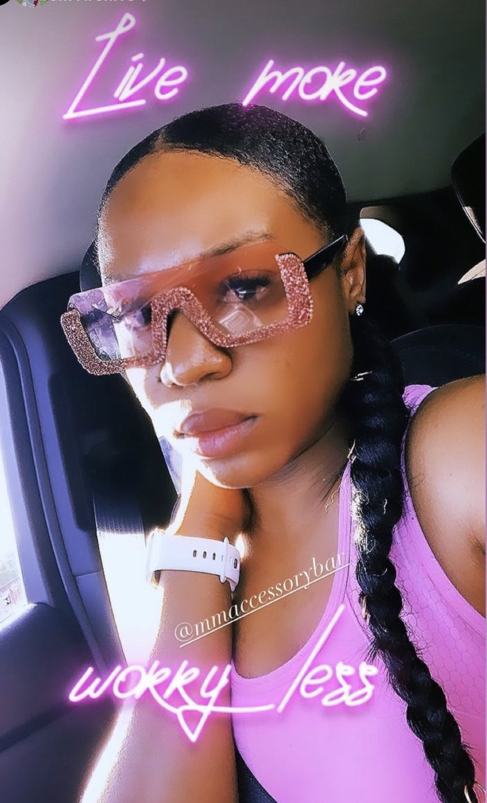 1BronzeGoddess's tweet photo. It's giving...Miami Vice Vibes 🌴

Shop the "It Girl" Shades. Also available in Black. Use code FLASHY for 10% off orders $15+

And follow our brand ambassador @SChery_2 for styling tips and outfit inspiration 🤍

https://t.co/CsrMhubua1 https://t.co/FJsbNo6HqQ