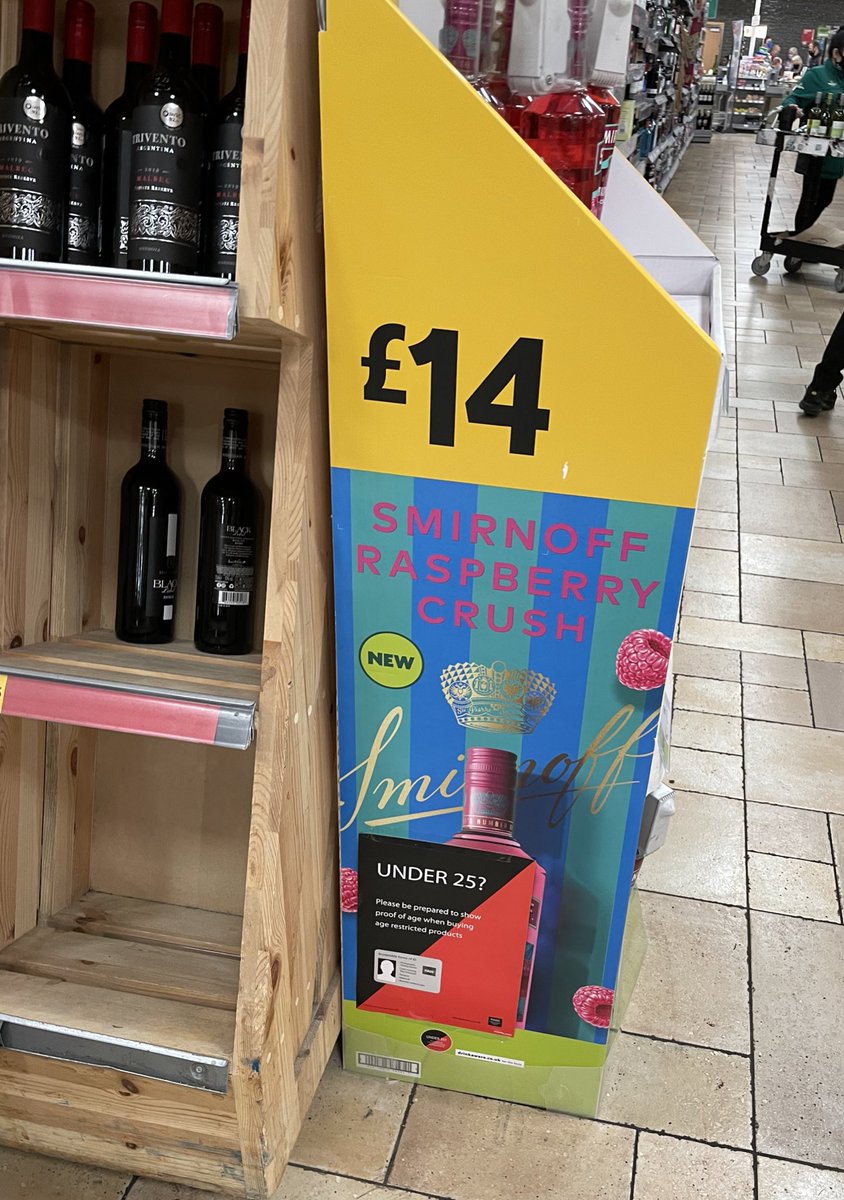 All_Things_New_'s tweet photo. Smirnoff Raspberry Crush! ๐ At Morrisons @SmirnoffEurope #smirnoff #raspberrycrush #raspberry #raspberryvodka #vodka #infusedvodka #wellthisisnew https://t.co/ZVQH2EFMvm