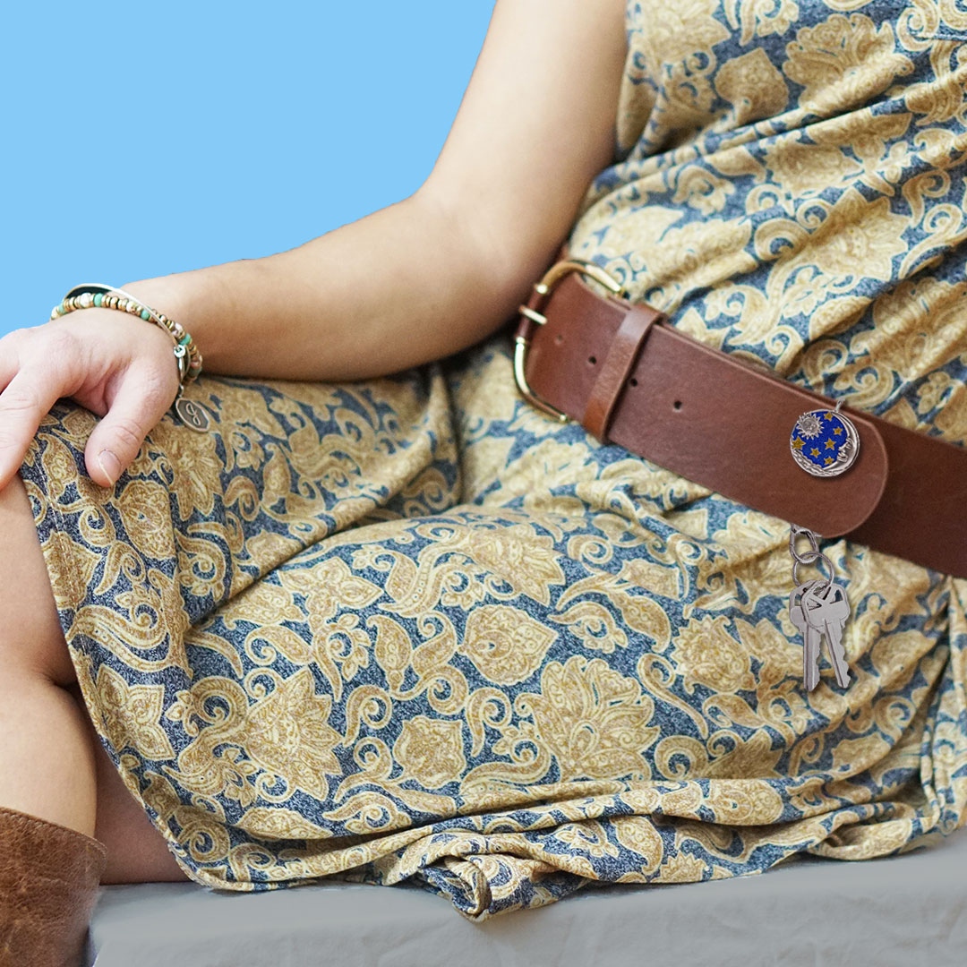 FindersKeyPurse's tweet image. A Finders Key Purse® works even when you don't carry a bag.  Cute designs for every outfit or mood.  Shop our store!

#summeroutfit #funinthesun #finderskeypurse #sunmoon #favoriteaccessory #lifehack #ootd #loveit #fashion #findyourkeyswithease #giftsforher #womanowned #shopsmall