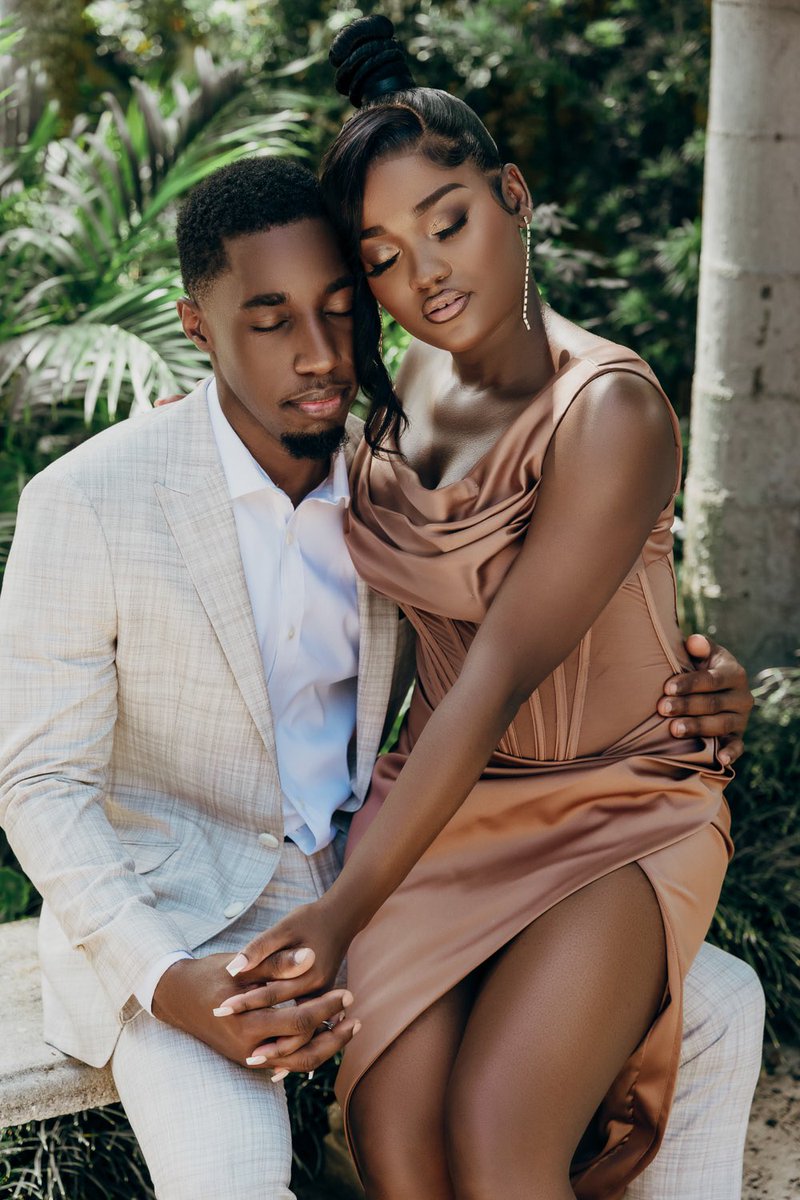 R E E M tweet media