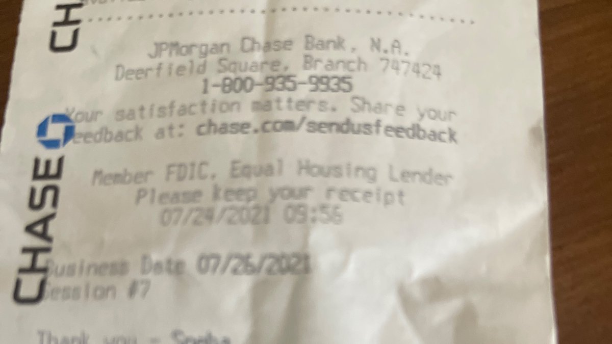 tracywatson's tweet photo. @Chase please educate this branch how to add digital wallets to new accounts rather than telling people to call customer service and they can push it right thru..still on hold https://t.co/TcOnZlBvTx