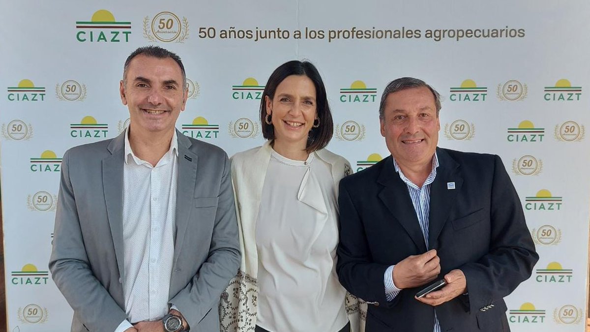 CiazTucuman's tweet photo. Gracias a todas las personas que nos acompañaron y que forman parte de nuestros 50 años de historia.
#50años #50aniversario #colegio #ingenieros #agronomos #agronomas #zootecnistas https://t.co/3jgvDCSuNl