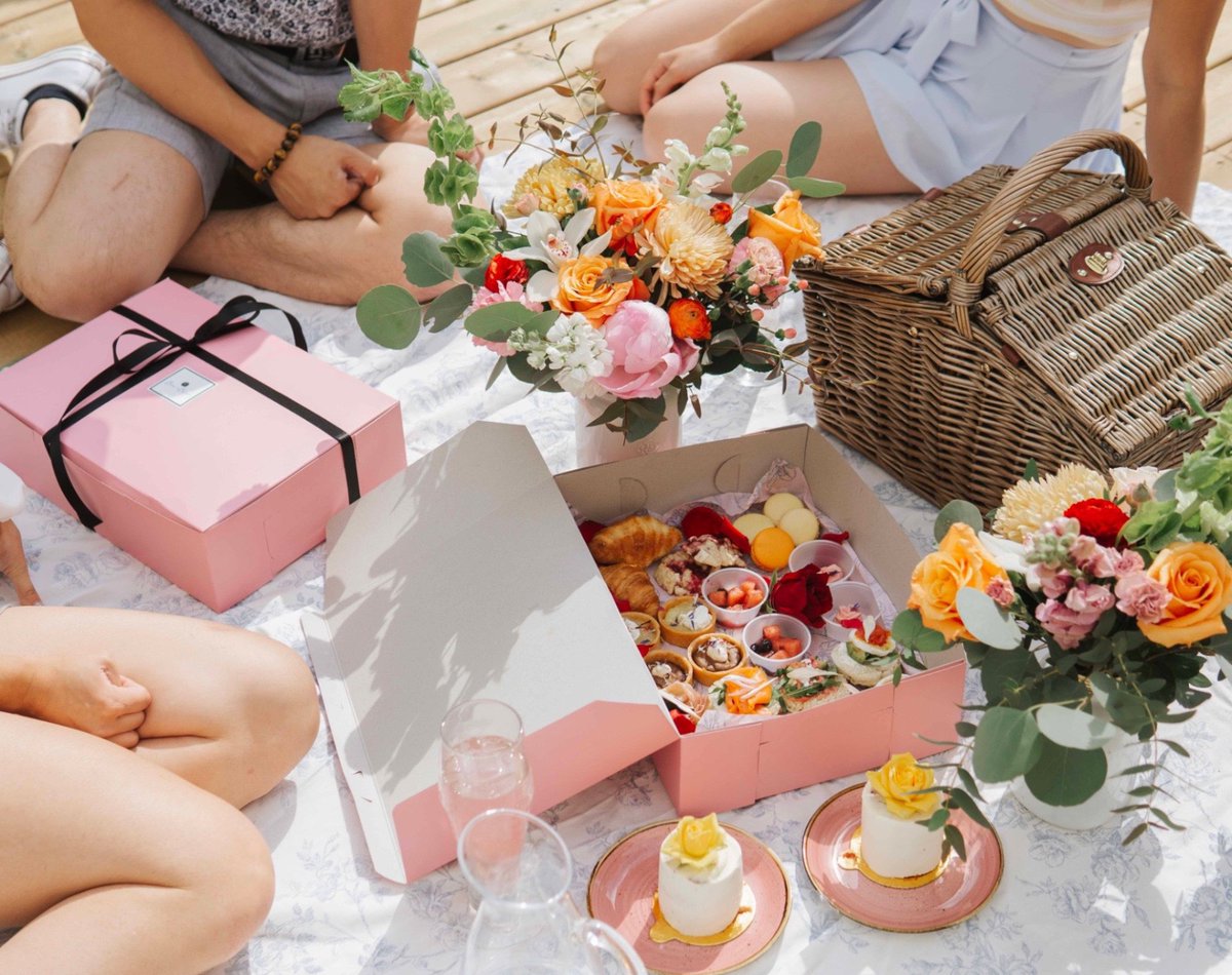 BrewandBloom tweet media