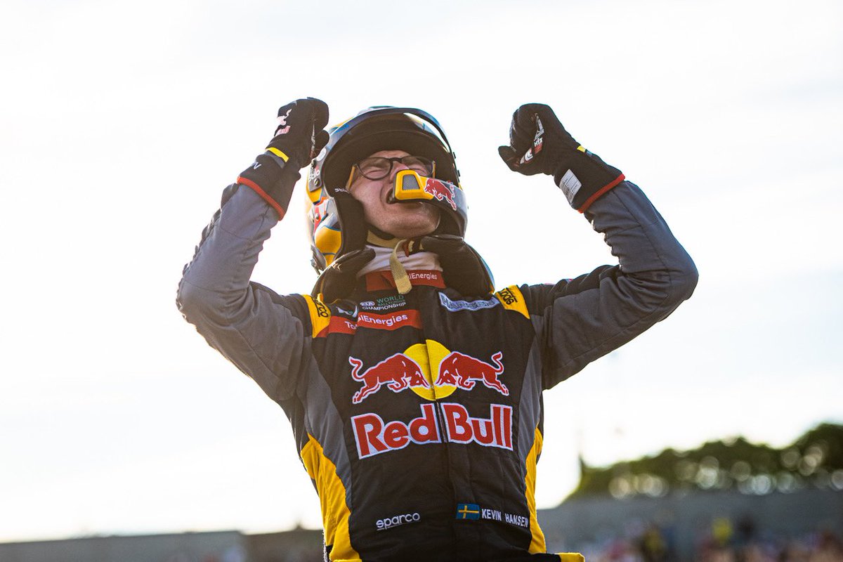 fia_rallycross's tweet photo. Name something better than that winning feeling…we’ll wait!🤩

#WorldRx #Rallycross #CatalunyaRx #WinnerWinner #P1 🏆 https://t.co/DrExGS85FX