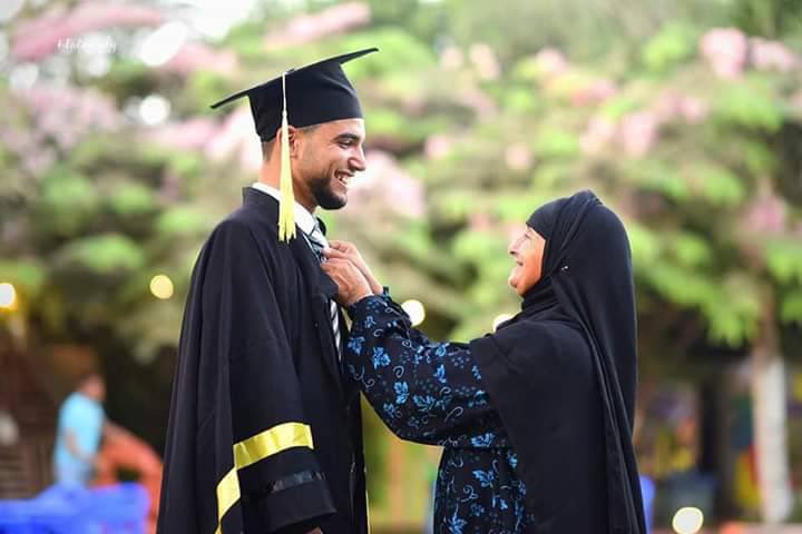 Alhamdhulillaah's tweet image. May Allāh bless our mothers with the best in this life, and the best in the next. ❤️