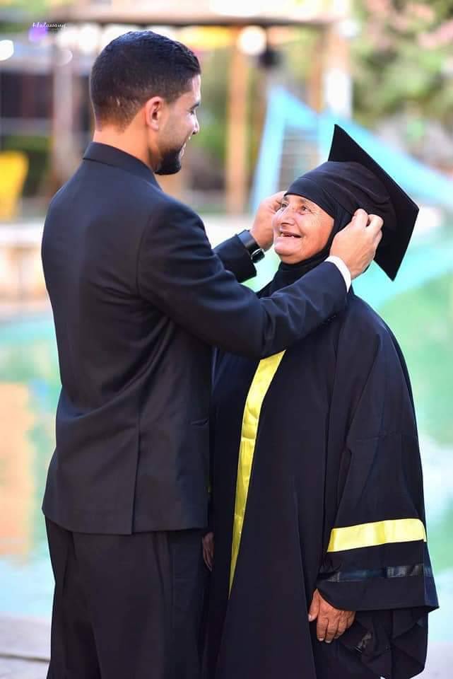 Alhamdhulillaah's tweet image. May Allāh bless our mothers with the best in this life, and the best in the next. ❤️