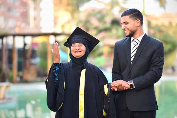 Alhamdhulillaah's tweet image. May Allāh bless our mothers with the best in this life, and the best in the next. ❤️