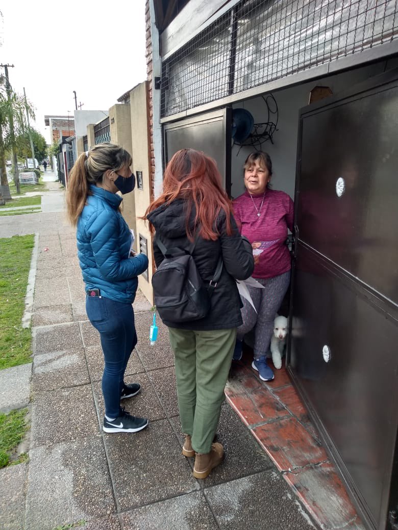 Arrancamos el sábado charlando con vecinos de todos los barrios de Hurlingham y conversamos con  comerciantes locales 💪