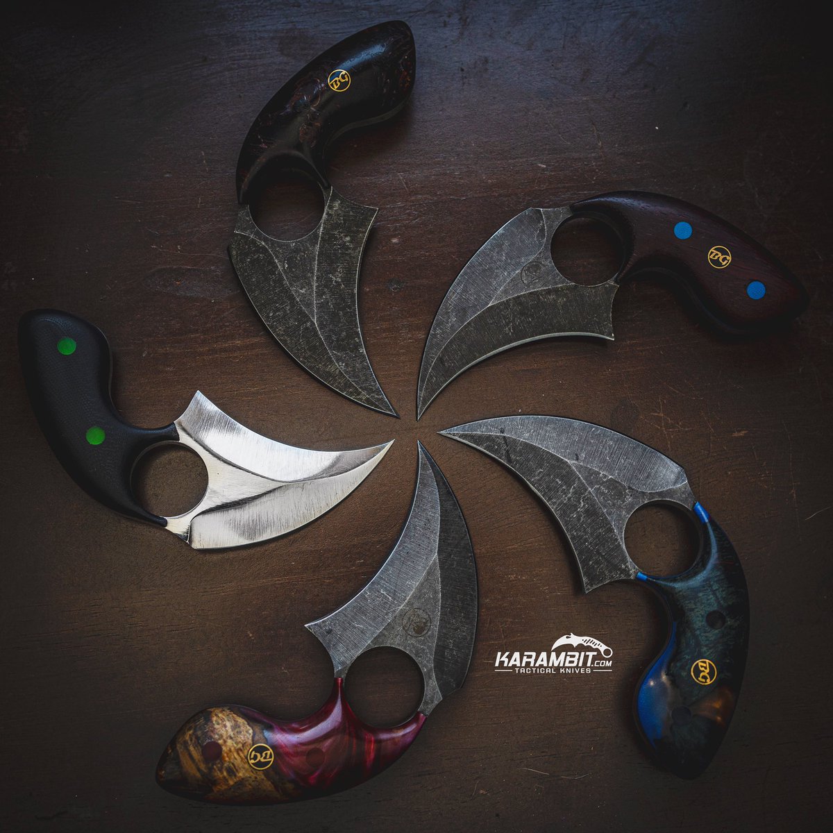 Karambits's tweet photo. These BG Blades Kodiaks are too sick to stay with us. Get em while they’re hot! #karambitcom #sharp #burlwood #men #women #blue #pink #brown #micarta #steel https://t.co/VTiy4VZA5C