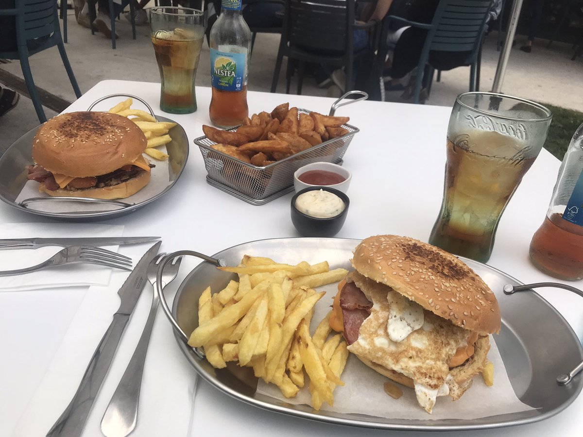 Finishing the day <a href="/ElbaObenza/">elba_obenza</a> ❤️🖤