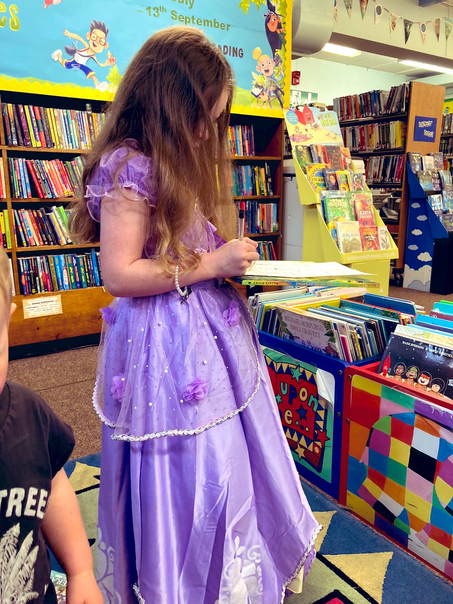 LisaLearning86's tweet photo. Finally back in our local library ๐ We were all so happy, so warmly welcomed and thankful for these books again. It also meant the girls could sign up to @covlibraries summer reading challenge #CoundonLibrary #Coventry https://t.co/jb7F9yzREJ
