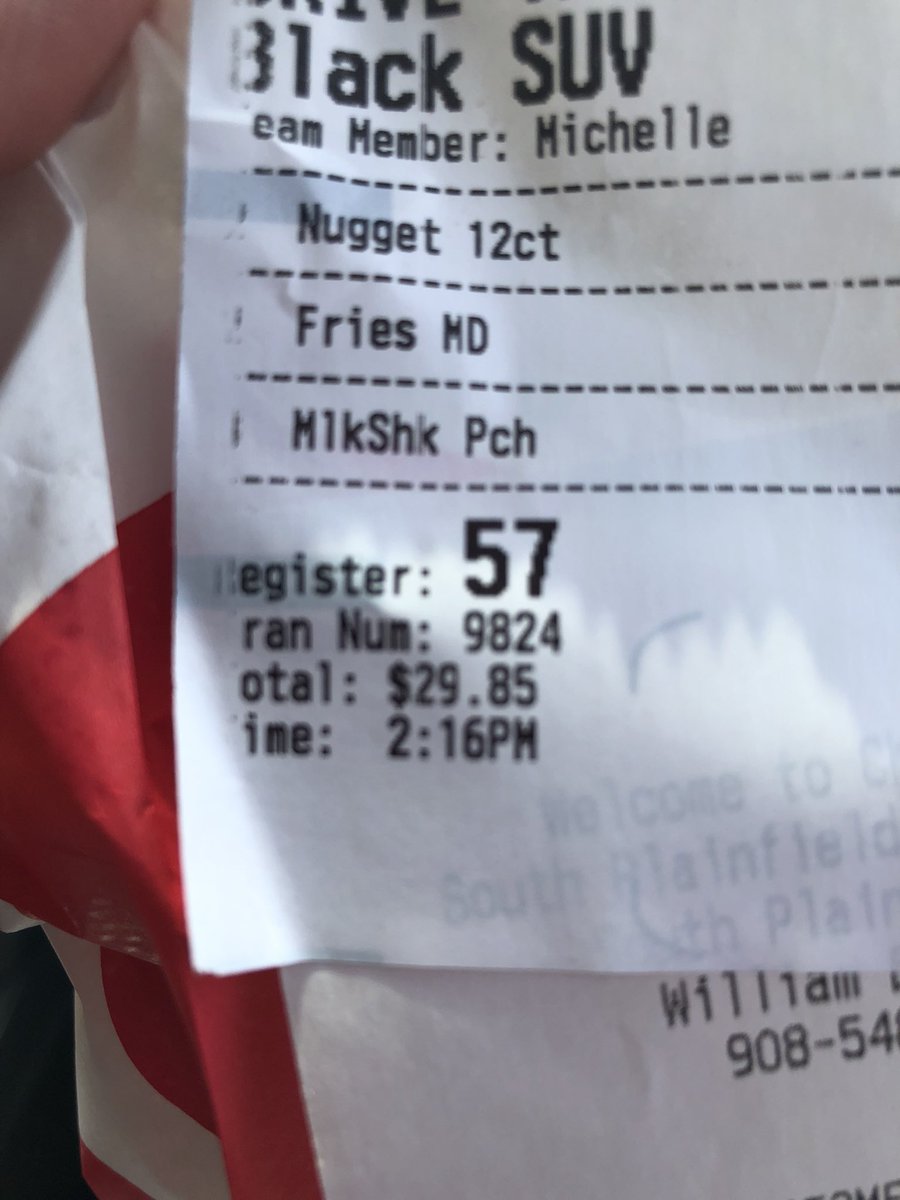 ibarrakapp1's tweet photo. @ChickfilA got here at 2:16 still waiting for 2 chicken nuggets and 3 shakes. is almost 3pm. https://t.co/ZNgYRAyiTi