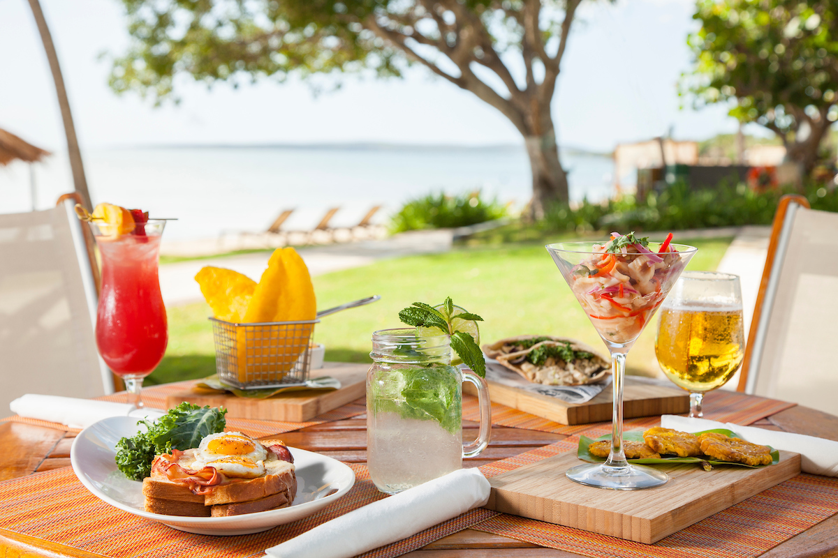 MeetingsInPR's tweet photo. Your attendees will enjoy the simple pleasures of an exquisite brunch in an elegant tropical setting like the @copamarina. This is the ideal type of morning to kick start a day filled with great meetings. 💕 #ItsTimeToPlan #DiscoverPuertoRico https://t.co/0QVwld8DIW https://t.co/z523AU7UA6
