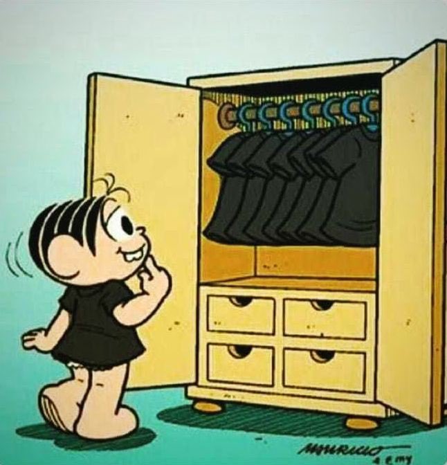 jardelito's tweet photo. eu escolhendo uma roupa pra sair https://t.co/ql40oEUobW