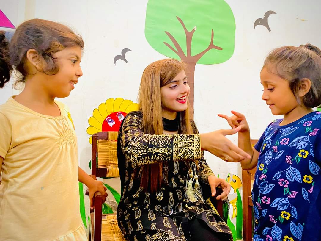 SYNCHPakistan's tweet photo. SYNCH FMU visited district Orphanage Model Children Home and brought eidi for all the kids there including clothes,toys and some edibles.The team interacted,conducted some games and had a good time with little angels.
Project was lead by mental health dep.heads.Dhanak and Umair. https://t.co/xPwQPphsBx