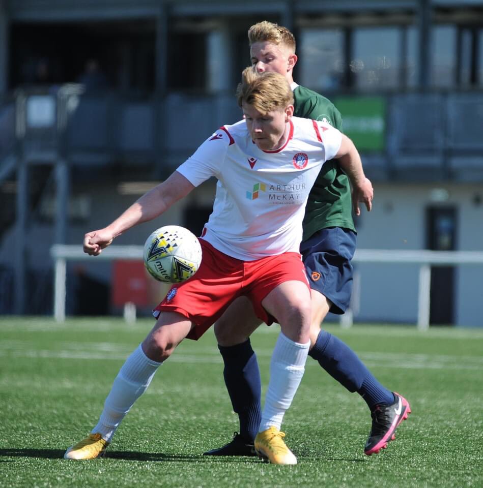 Mr_Mark_Brown's tweet photo. π· Always easier to edit your match photos and write up the report after a win π. @spartansfc secure three points against Edinburgh Uni in the Lowland League. #thetwitterguy
π https://t.co/9wlc2sAn6b https://t.co/lyLTmOcpVL