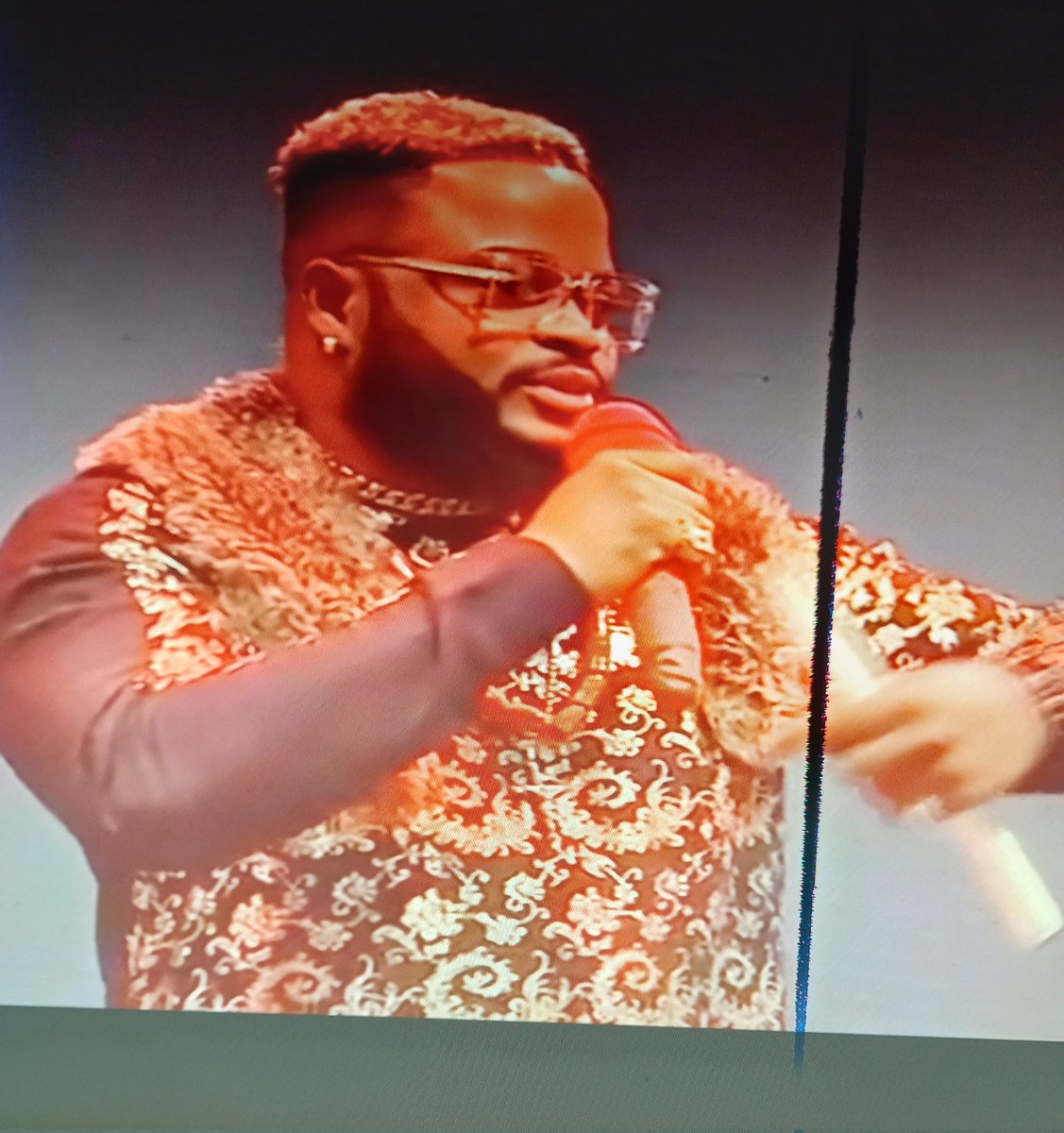 OloriSupergal's tweet photo. Housemate No 5! White Money
He is a business man
He is into shows
And he is in BBNAIJA because of the money
He loves to make people happy π
#2Sure4Life #Be2SureOnTheGo #Be2Sure #BBNAIJA #OSGBBNAIJA
Mercy Eke https://t.co/GbiILk37K1
