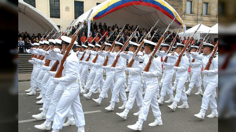 El G/J Domingo Hernández Lárez felicitó a la Armada Nacional Bolivariana por sus 198 ° de aniversario mazo4f.com/246404  #ConChavezBatallaYVictoria