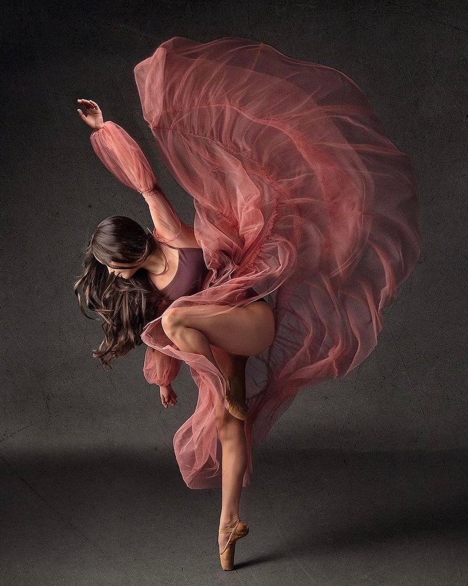 LRadioalfa2's tweet photo. https://t.co/WKUcwaeyr3 #dancers #bachata #dancer #dance #ballroom #latindance #bailarina https://t.co/PcBozEbzUJ