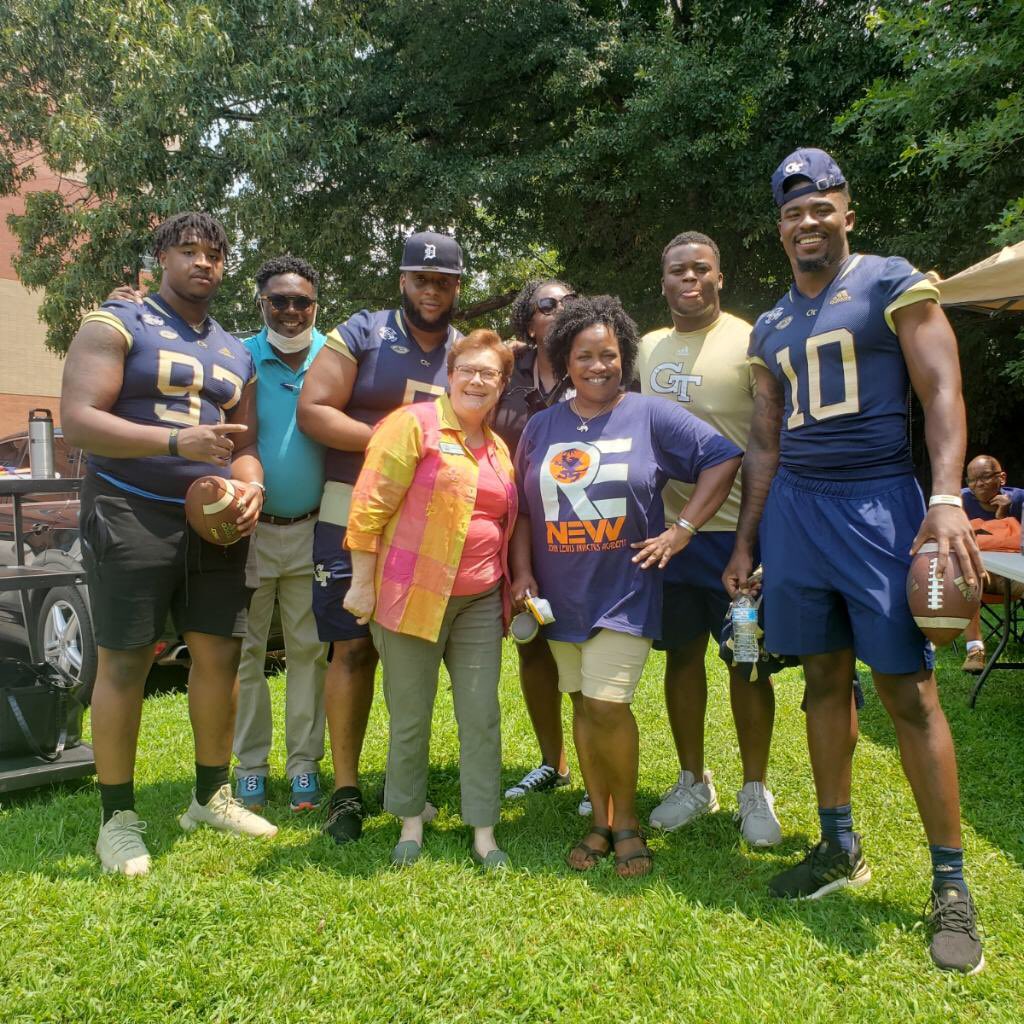 <a href="/JLewisInvictus/">JLewisInvictus</a> 4 Back2School Bash! I got to pull winning raffle tix &amp; hang out with @GroveParkFdn &amp; <a href="/GATECHFOOTBALL1/">GeorgiaTechFootball</a> , but most of all support <a href="/apsupdate/">ATL Public Schools</a> <a href="/ATLCouncilPTAs/">ATL Council of PTAs</a> &amp; all our kids. <a href="/BOEAPS/">Atlanta Board of Education</a> <a href="/ArettaBaldon/">S᷿hib༝ᅠᅠᅠᅠᅠᅠᅠᅠᅠᅠᅠᅠᅠᅠᅠᅠᅠᅠᅠᅠᅠᅠᅠᅠᅠᅠᅠᅠᅠᅠᅠᅠᅠᅠᅠᅠᅠᅠᅠᅠᅠᅠᅠ</a> <a href="/MitchellFor5/">Erika Y. Mitchell</a> <a href="/reprimas/">R.Epps-Primas, Ed.S.</a>