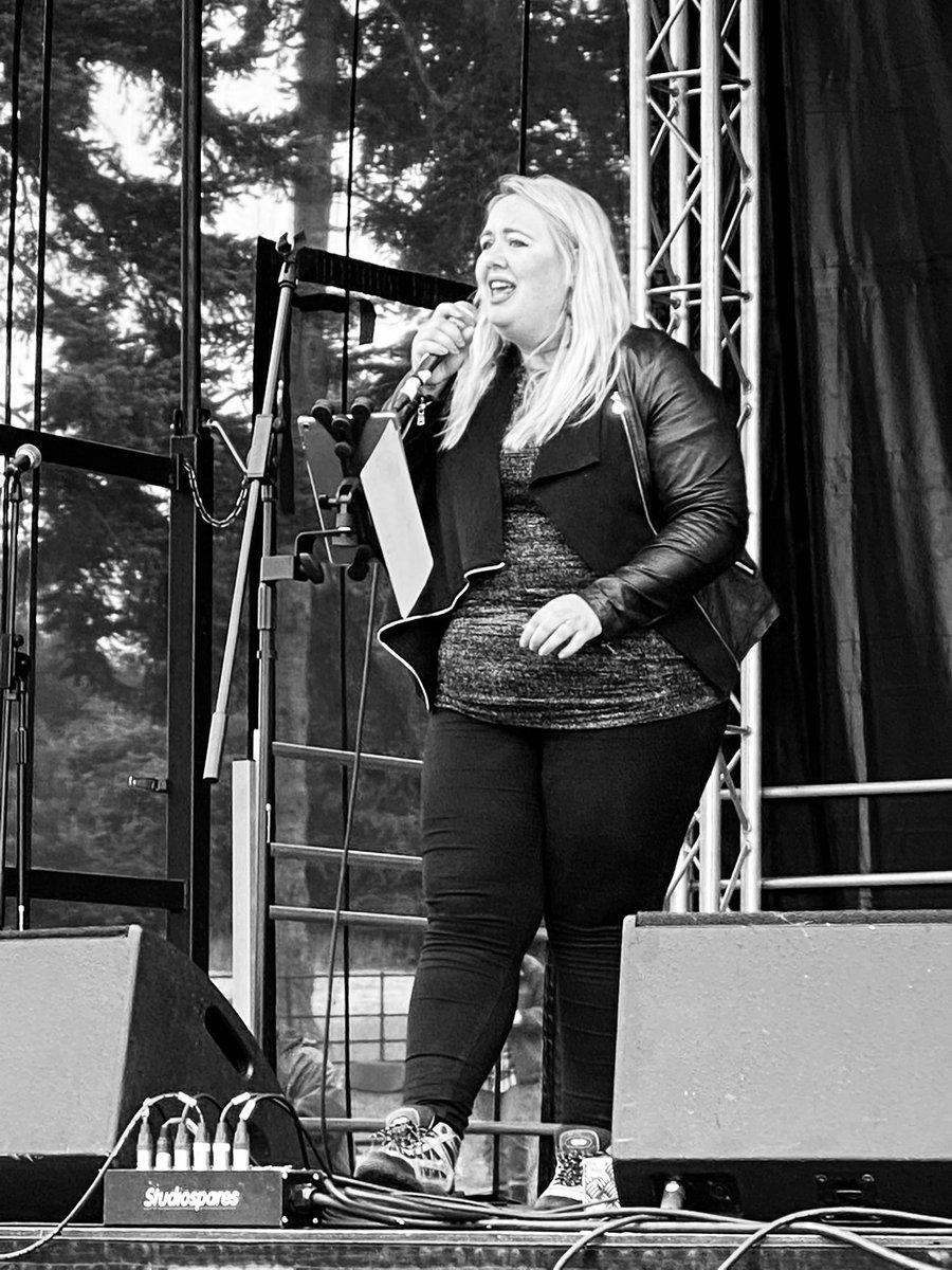 Legends Live Pro tweet media