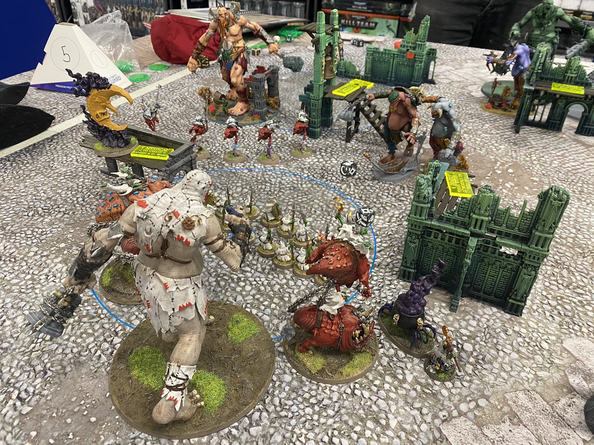 Awesome first AOS 3 tournament at Union County Games in Exeter. 

3 awesome games, managed 1 loss, 1 minor loss and a major win for my Gloomspite Gitz. 

Knees were stabbed, grots were flung and Squigs Bounced! Great day! 

#warhammer #ageofsigmar #Warmongers #WarhammerCommunity