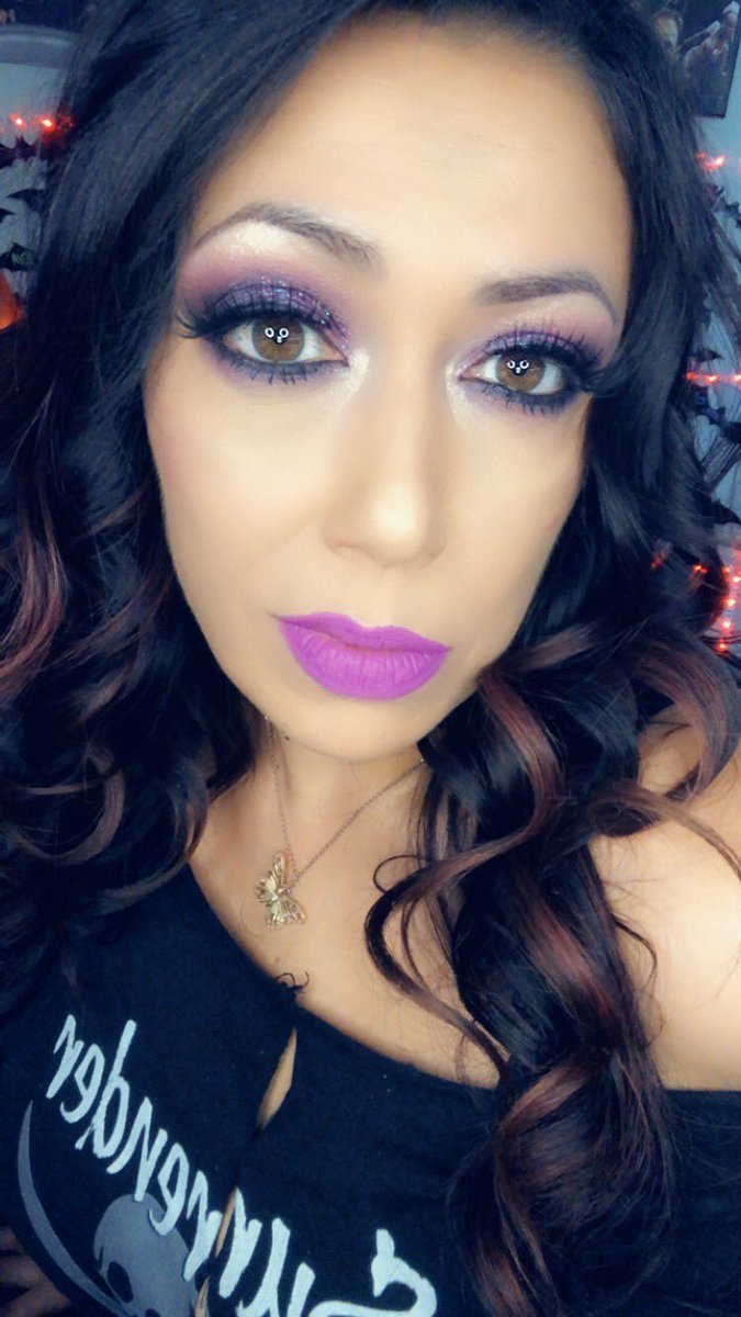 _Deadmomalive's tweet photo. 🛑live

Sea of thieves Saturday 
Let’s be https://t.co/GMmEltDPub https://t.co/JdJqxthY7R P.irates with @Captain_Cripp1e and @MissEvaDark #SeaOfThieves #surrenderthebooty 
Come hang out on @trovolive 
✅https://t.co/yVm82JnbjL https://t.co/wXphzBcpWD
