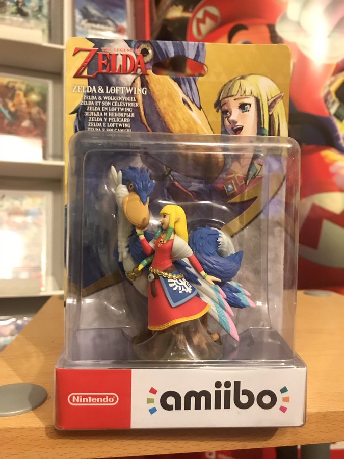 zelda and loftwing amiibo reddit