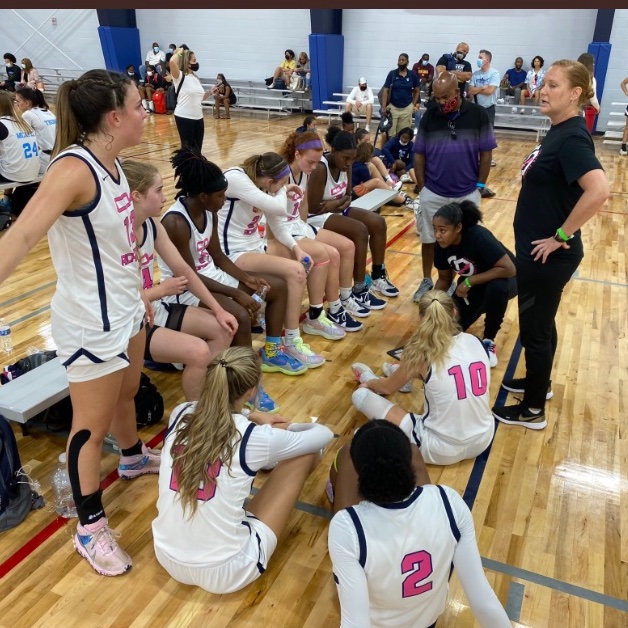 The end of the 2021 AAU season is here. This season was filled with ebbs and flows, but so proud of how far we’ve come. To everyone who put on a jersey know you are ALWAYS family. Players who persevered throughout, thank you. Can’t wait to see what’s next for each of you!!