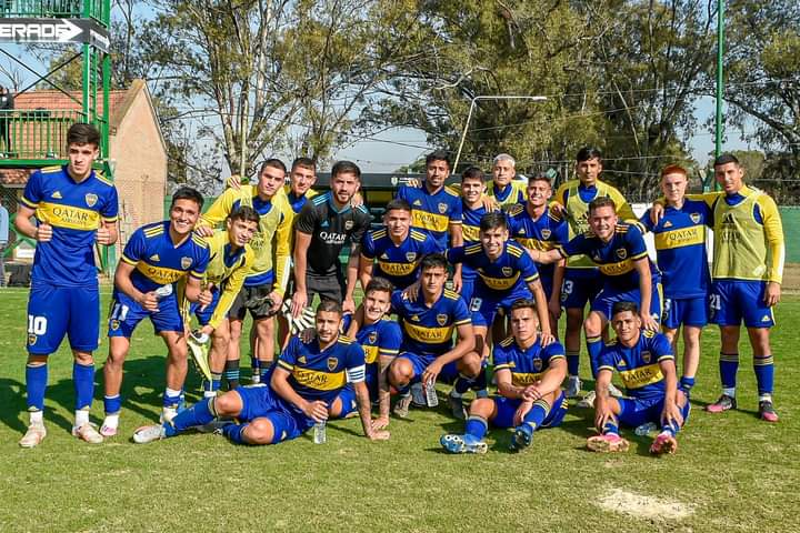 DiegodoyVM's tweet photo. #vamoslospibes💙💛💙
#elunicogrande💙💛💙
#BocaContraTodos
#VamosBoca 💙💛💙
Te amo @BocaJrsOficial https://t.co/DcjD4tVPrj