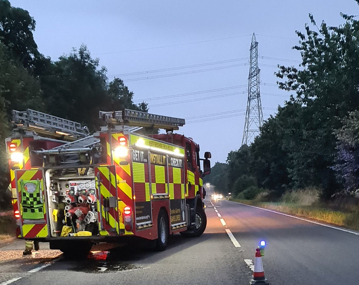 <a href="/BuntingfordFire/">Buntingford Fire</a> were mobilised by <a href="/HertsFRSControl/">Herts Fire Control</a>  to a small fire in the open this evening.
1x Hosereel Jet was used to extinguish the fire located on the side of the road.