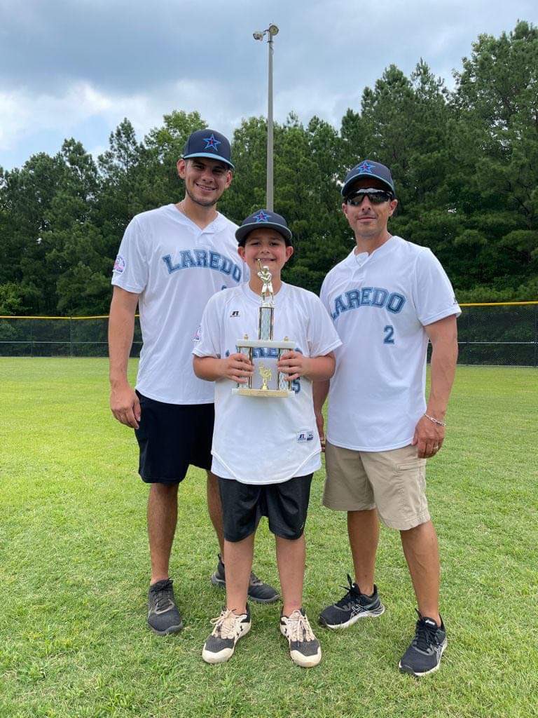 ClaraLMTsports's tweet photo. ⚾️ A big congratulations goes out to Charlie Núñez &amp; AJ Moreno who represented Laredo in the PONY World Series Home run Derby. Charlie won the 9U in California &amp; AJ placed 3rd in the 11U in Virginia. https://t.co/0NhmUXYjkp