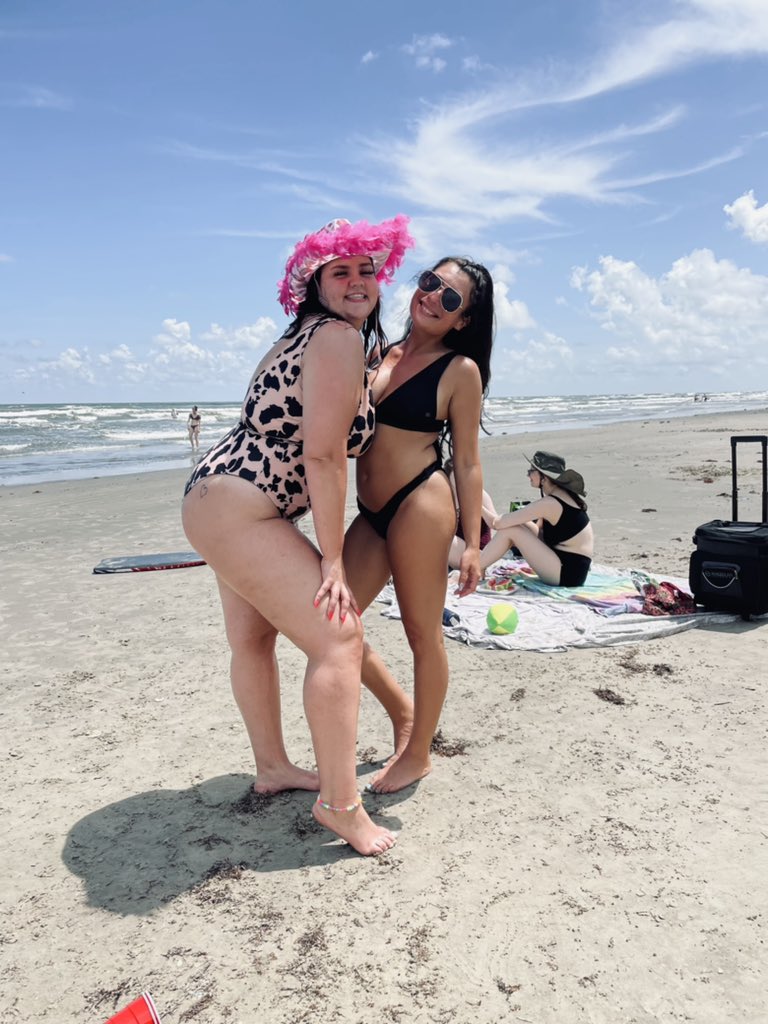 Karrisa👑 tweet media