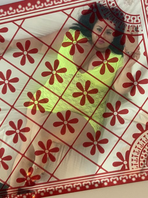 I haven&rsquo;t been on Twitter in awhile. Have you missed me? https://t.co/gYo21g9cNM