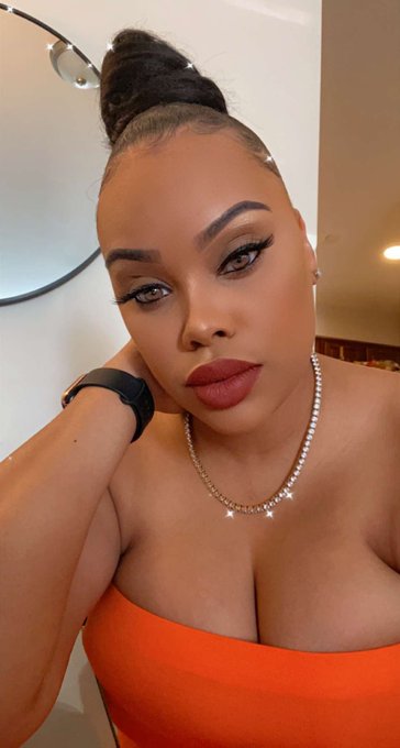 Destria Braxton’s pics and videos