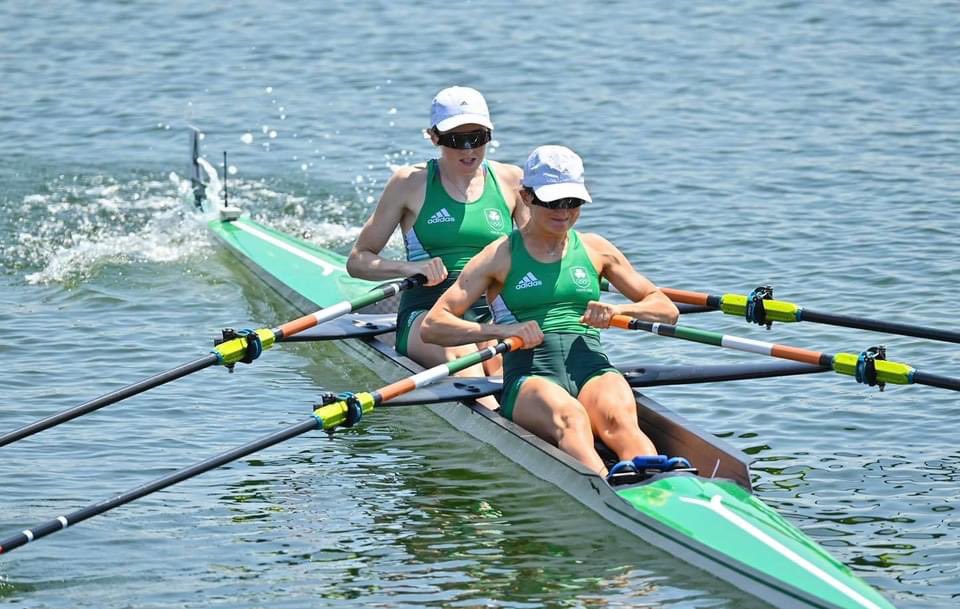 What a race from these two young athletes!!!!🔥🔥Aoife &amp; Margaret are through to the Olympic Semi final on Tuesday morning👏🏼 #Tokyo2020 #OlympicGames #daretodream #mightielighties #furtherwithspearline