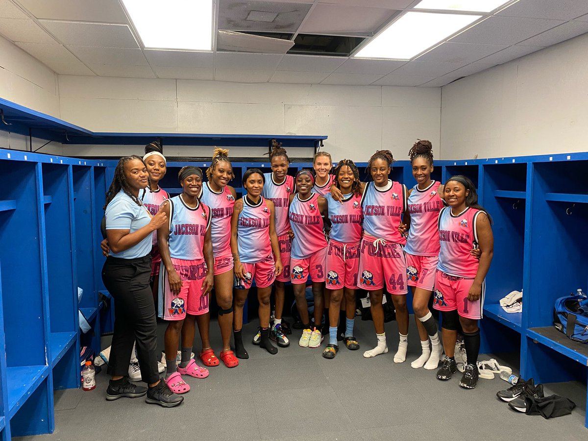 lowlifebree33's tweet photo. 1st W is in the books‼️✅😤💪🏾🔥💕🚀Yesterday was alot of fun‼️

DUVVAALLLL‼️
WE HERE‼️

#JaxForce #WABA #ItsOurTime https://t.co/3oXWRW7l0q