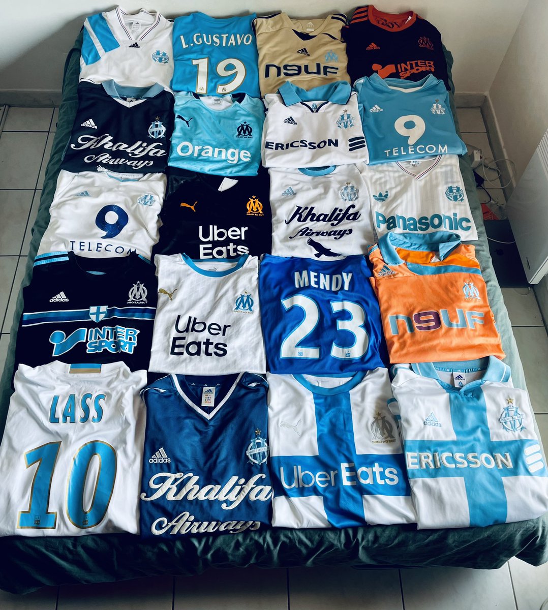 nicolasynm's tweet photo. Pour l’amour du maillot 💙🤍⭐️ @OM_Officiel https://t.co/Z4MZuYD7nj