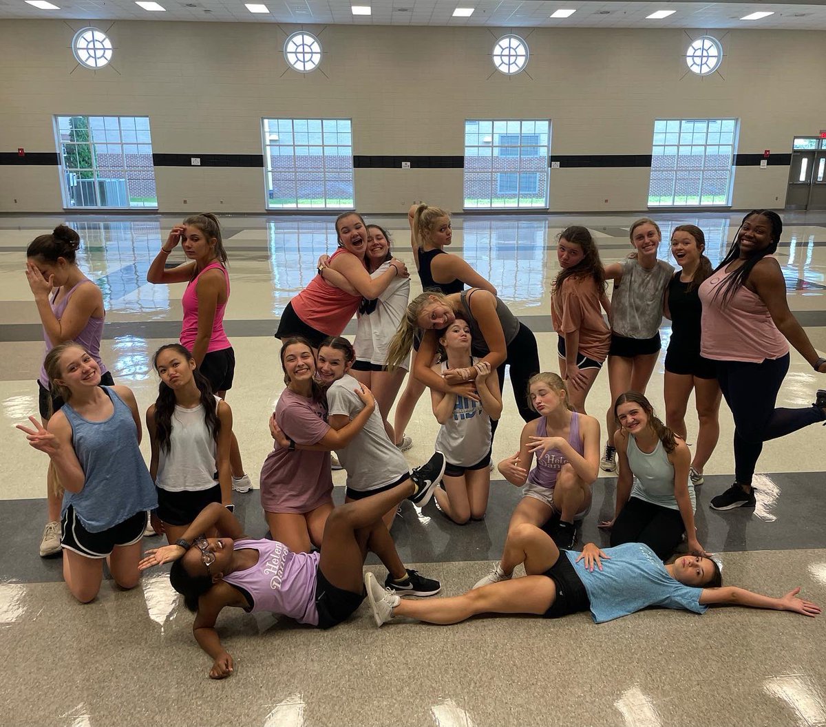 MrsJRuss's tweet photo. Counting down to August 21st when we get to debut our amazing field show  choreography and our brand new sequins 💙 Can’t wait to cheer on @football_helena with these girls! https://t.co/dGnynPjHXa