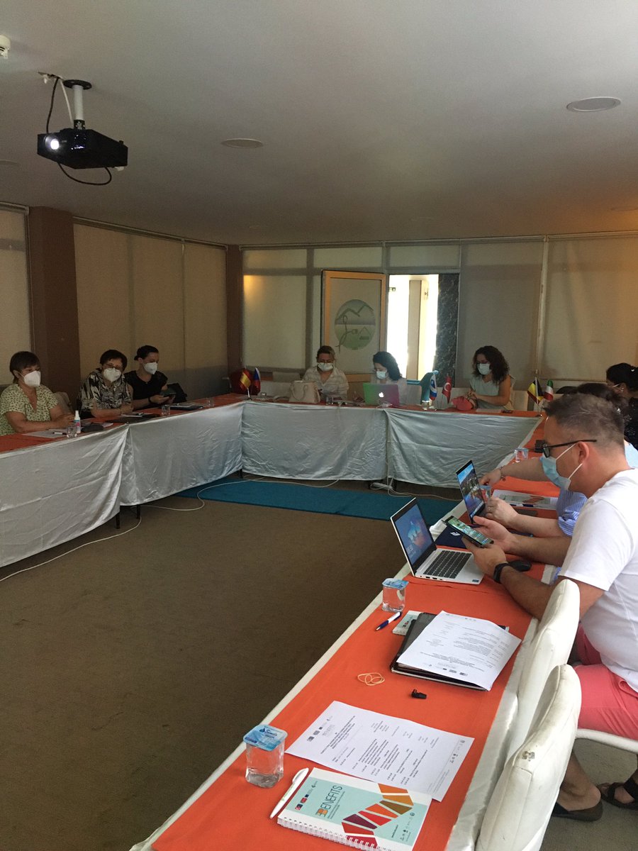 benefitsprojec1's tweet photo. 4th. Transnational Meeting& Intensive Training Program #benefitproject @Betul_RN #giresun #Hungary #belgium #spain #slovenia #CzechRepublic https://t.co/1xdcXvuuBX