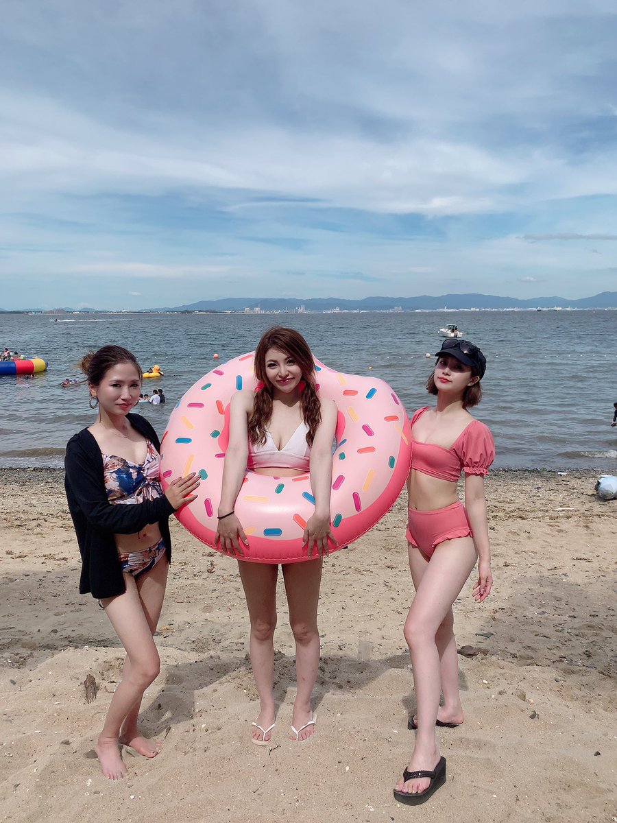 tei0124's tweet photo. 今年初の海は能古島🏖 https://t.co/2wA6lQP9P8