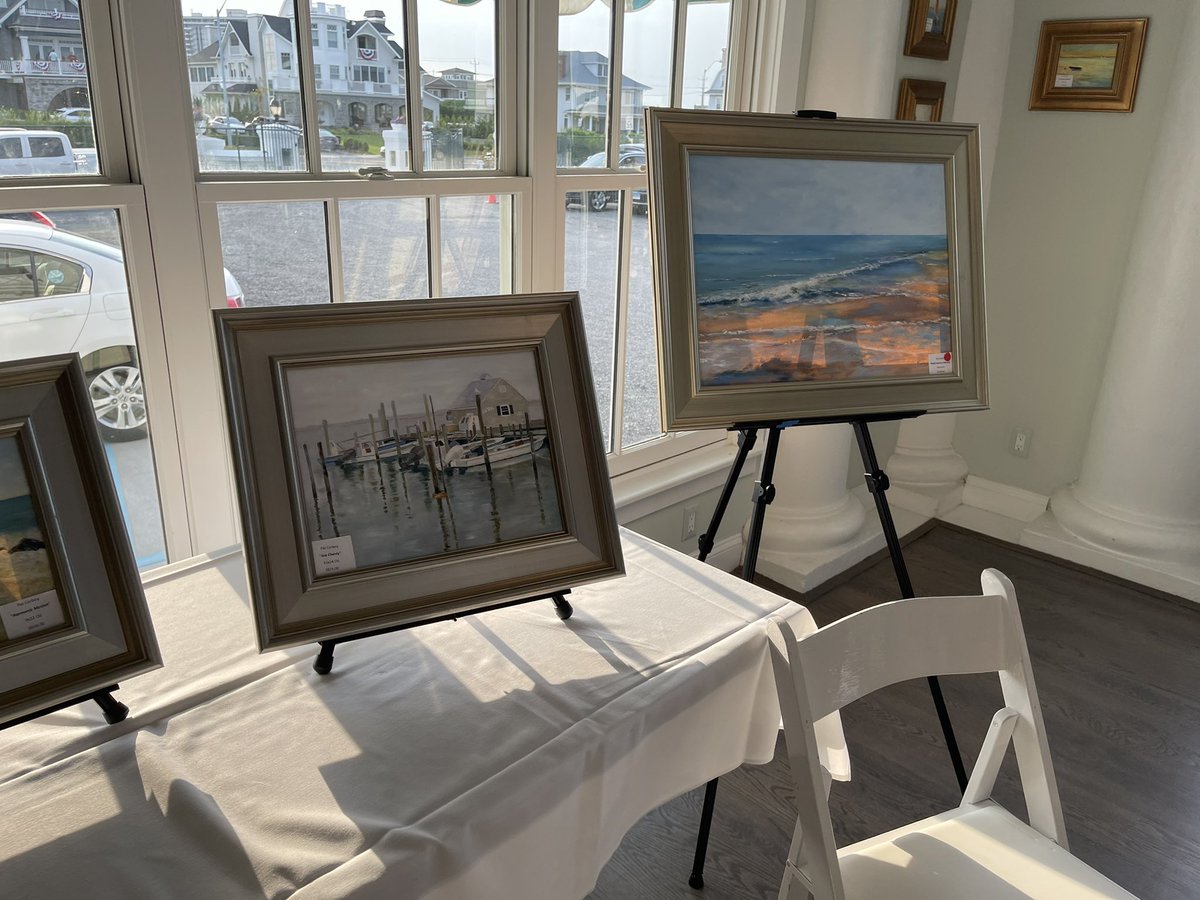 FCSMonmouth's tweet photo. #ArtExhibit #newbeginnings
#SupportFCS #SocialGood https://t.co/8042lUCsrR