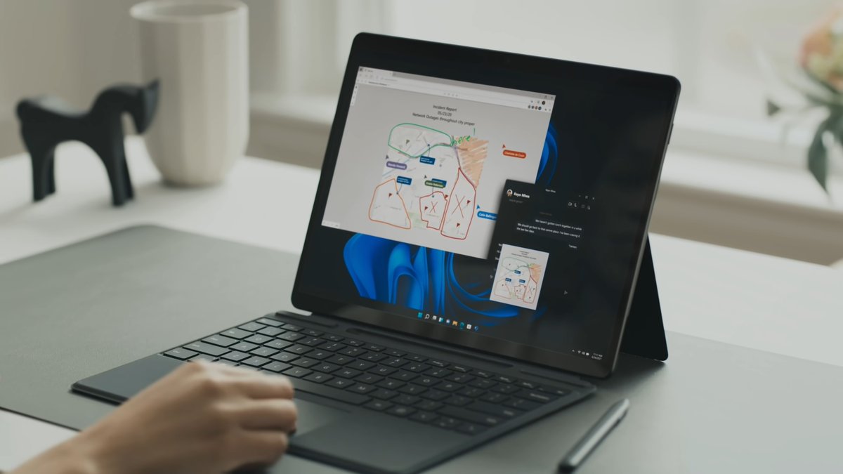 WindowsLatest's tweet photo. Some Microsoft apps will be getting a new design ahead of Windows 11 launch
https://t.co/mXmMkU5RmS https://t.co/6GwFBjXTuW