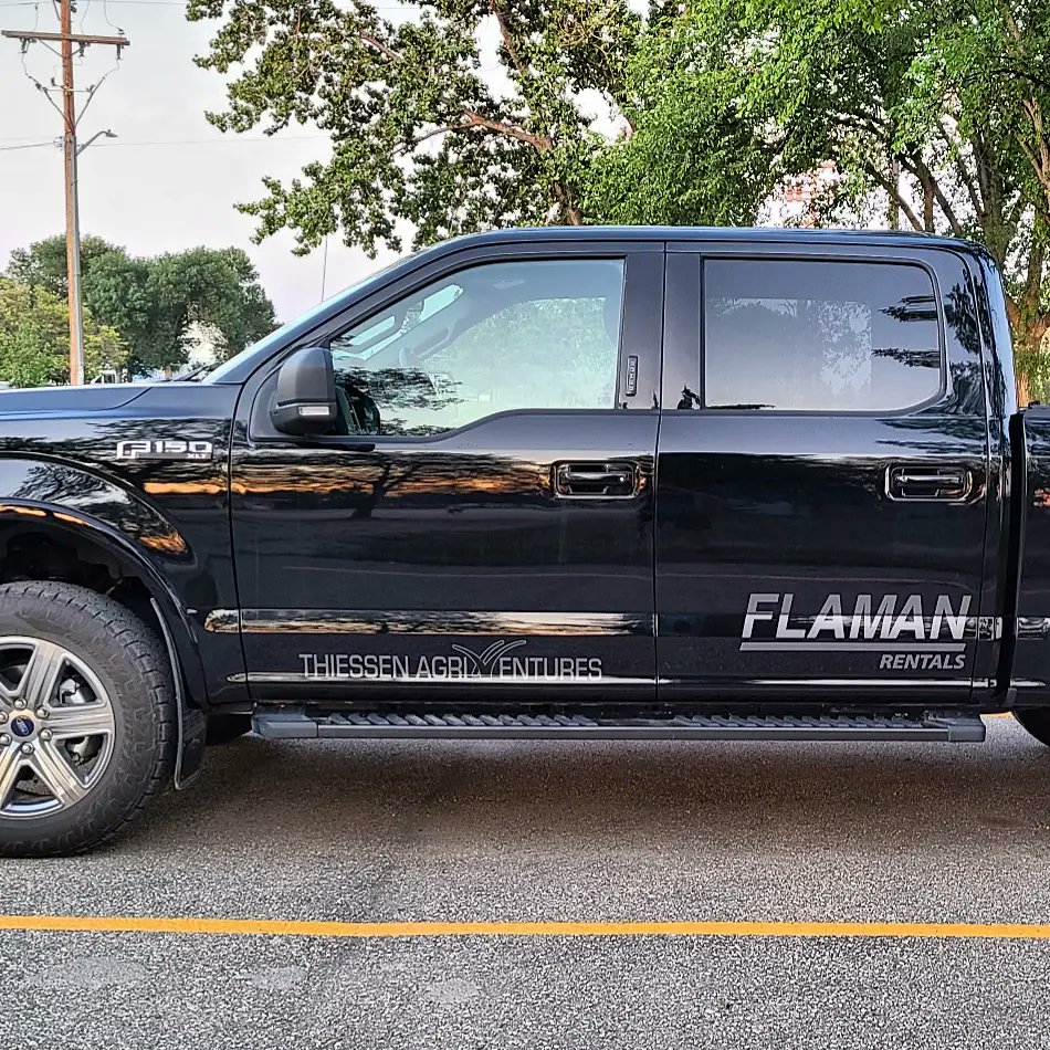 thiessen_ag's tweet photo. The new metallic charcoal decals look super fantastic on a black truck. Thanks to @EricSawatzky2 and @SteeltreeSigns for making this happen. I'm very happy with how it turned out.
.
.
.
#FlamanRental #equipmentrental #WestCdnAg #truckdecal #logoit #advertisingonthemove https://t.co/DC1kwif9Ev