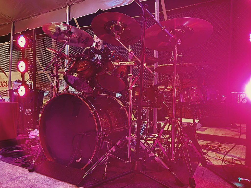 samueldrumming's tweet photo. Last night was wild. Feels so good to be back to gigging again and playing for crowds. https://t.co/kUXEREOPu5