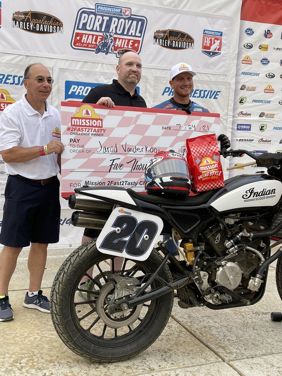AmericanFlatTrk's tweet photo. WINNER WINNER TACOS FOR DINNER! 🌮💰
@jbvanderkooi17 wins the @MissionFoodsUS #MissionChallenge https://t.co/MvTWywQt60